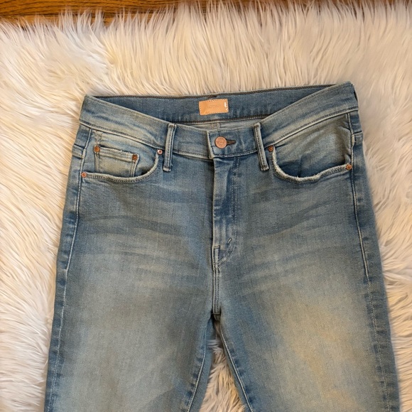 MOTHER 29 Weekender Fray Jeans - Picture 5 of 11